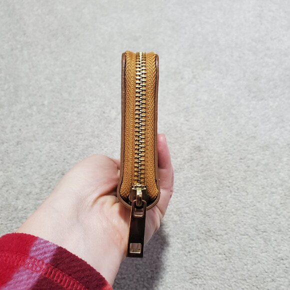 DIVINA FIRENZE Italian Leather Zip Around Wallet Pebble Mustard Gold 7.75 x 3.75 - Picture 6 of 12